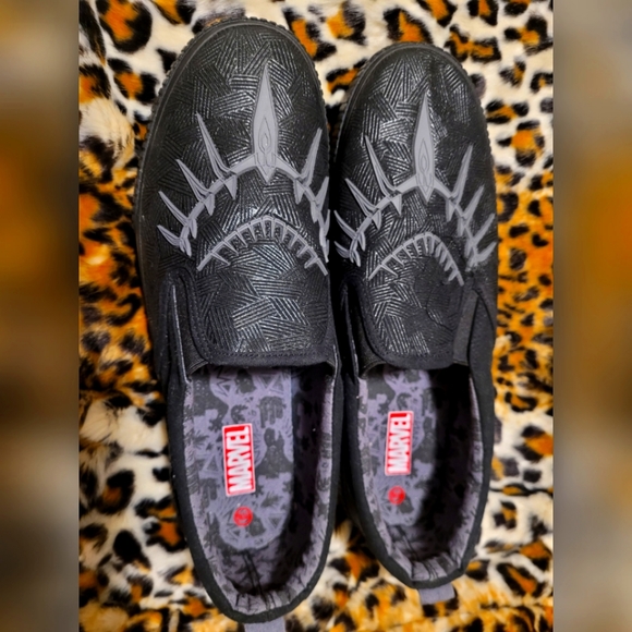 Black Panther Slip On Sneakers - Picture 1 of 3